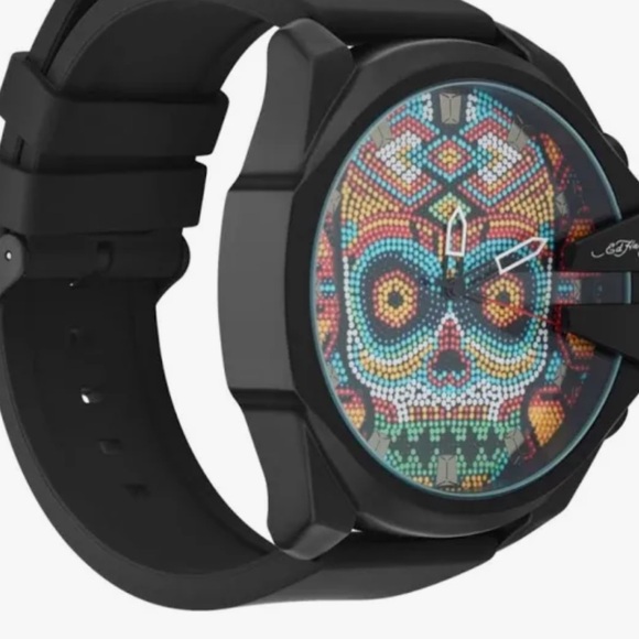 - Ed Hardy skull silicone watch - Picture 2 of 7